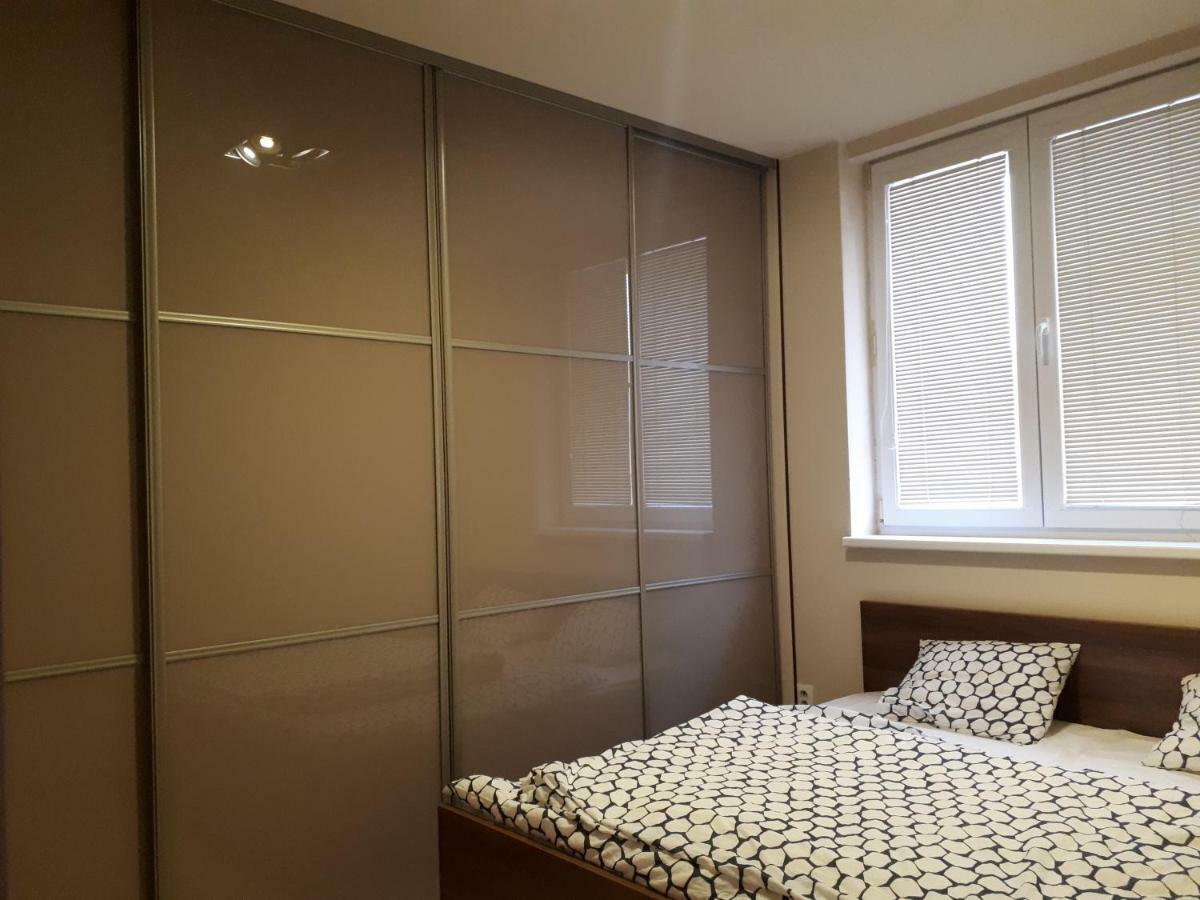 Utulny Apartman V Bratislava 15 Dış mekan fotoğraf
