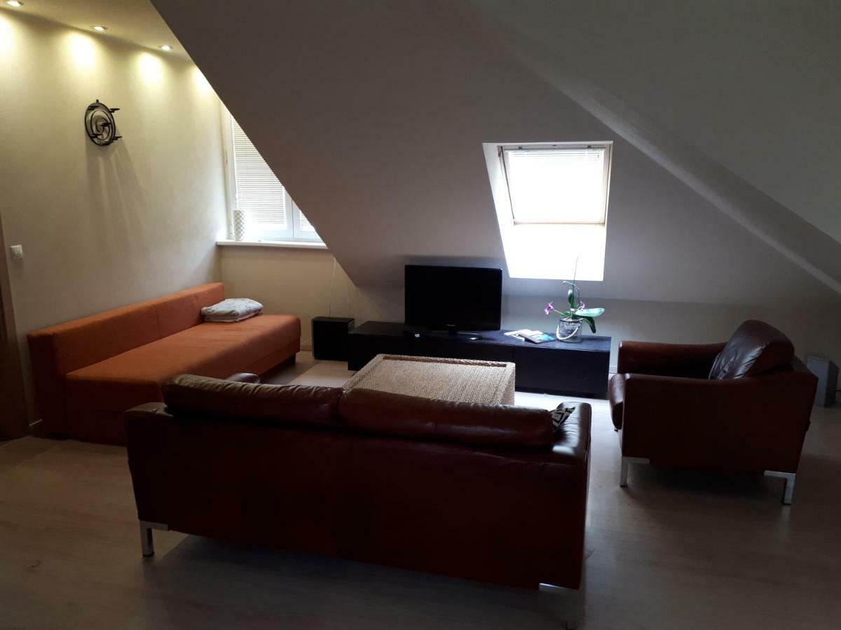 Utulny Apartman V Bratislava 15 Dış mekan fotoğraf